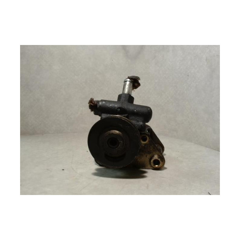 Pompe de direction PEUGEOT 205 PHASE 2 d’occasion