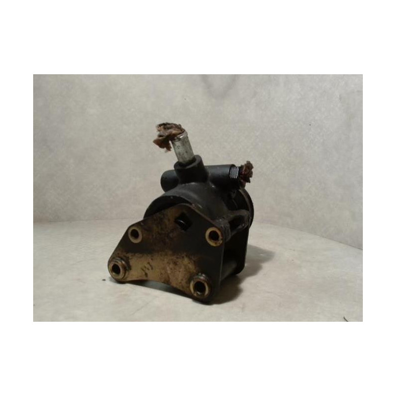 Pompe de direction PEUGEOT 205 PHASE 2 d’occasion