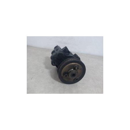 Pompe de direction RENAULT SUPER 5 d’occasion