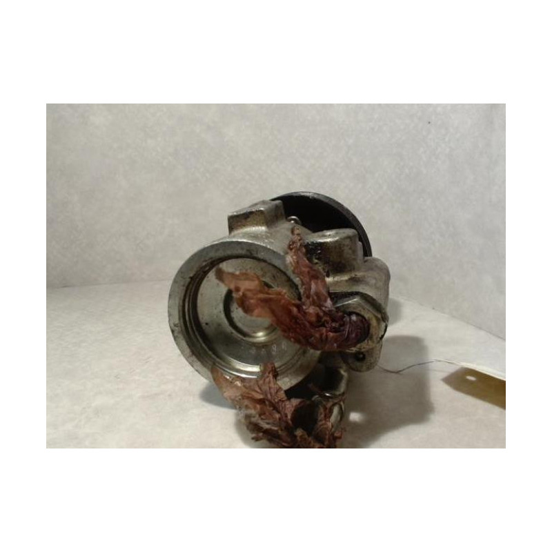 Pompe de direction RENAULT LAGUNA 1 PHASE 2 d’occasion