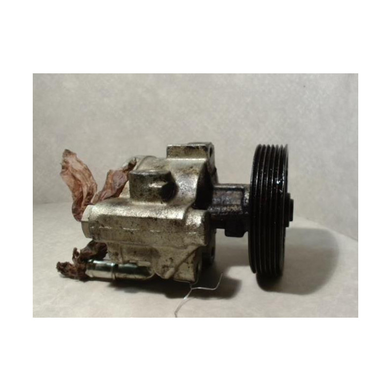 Pompe de direction RENAULT LAGUNA 1 PHASE 2 d’occasion