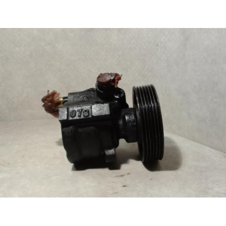 Pompe de direction RENAULT LAGUNA 1 PHASE 1 d’occasion