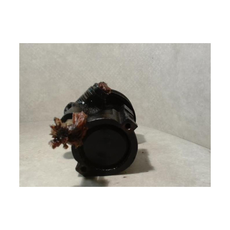 Pompe de direction RENAULT LAGUNA 1 PHASE 1 d’occasion