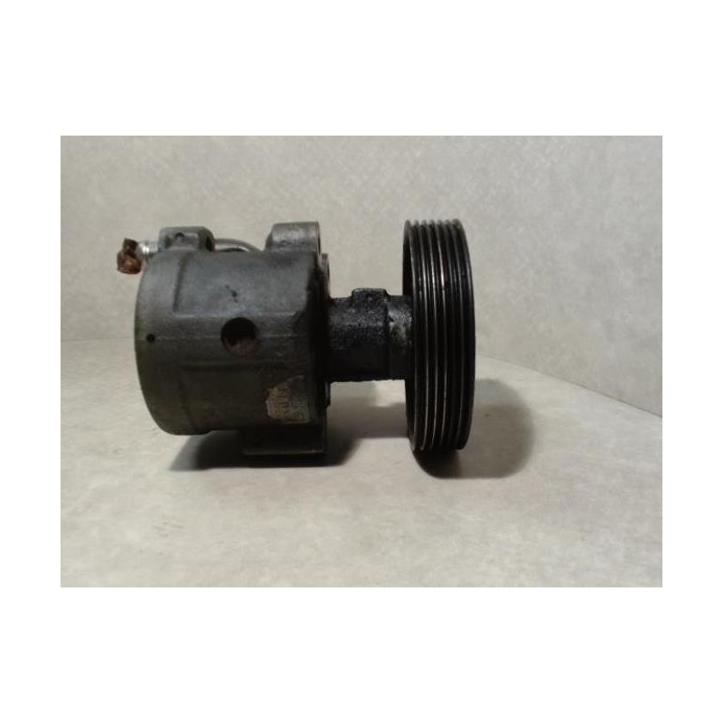 Pompe de direction RENAULT  d’occasion
