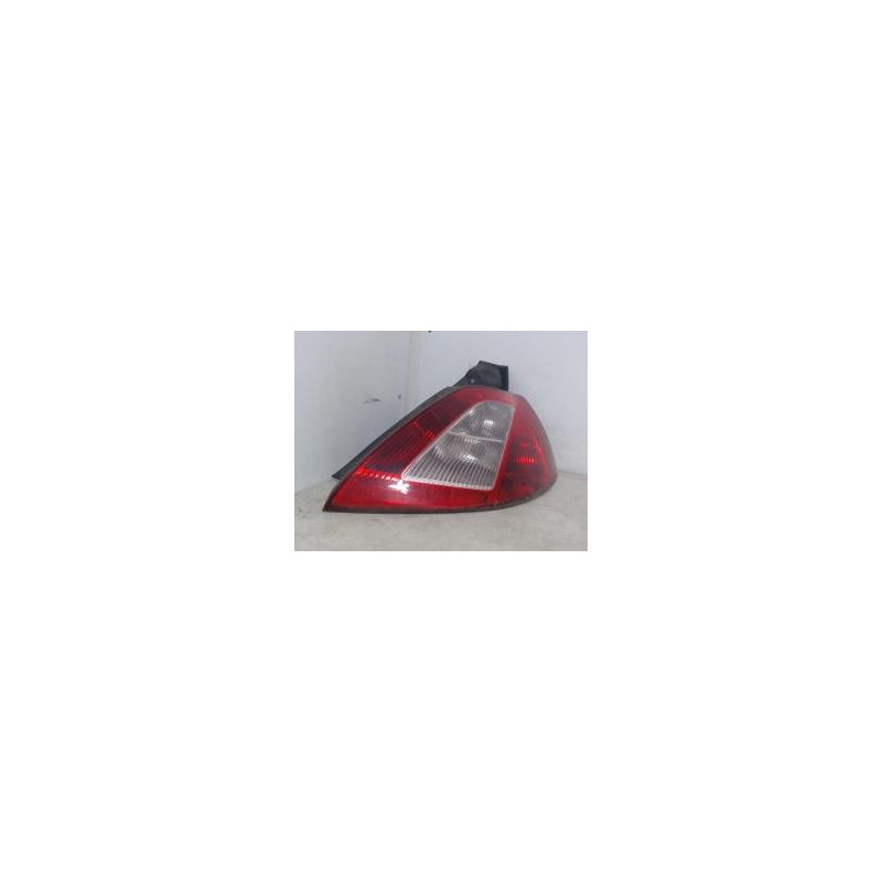Feu arriere principal droit (feux) RENAULT MEGANE 2 PHASE 1 d’occasion