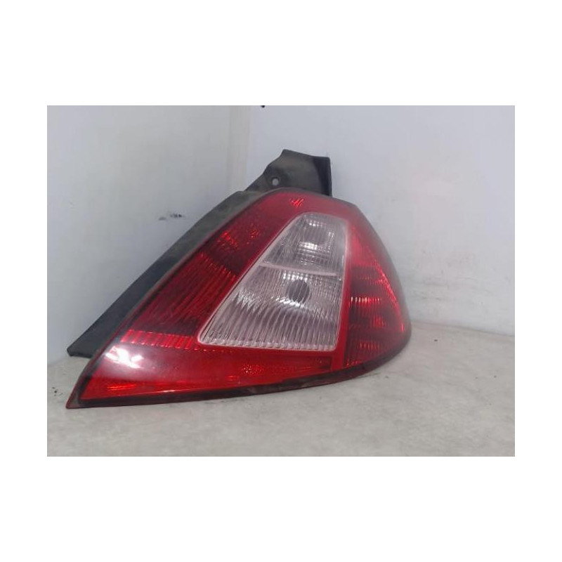 Feu arriere principal droit (feux) RENAULT MEGANE 2 PHASE 1 d’occasion