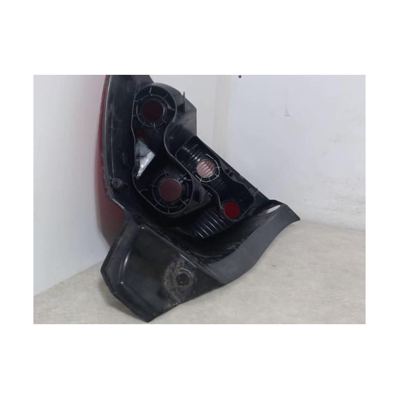 Feu arriere principal gauche (feux) RENAULT MEGANE 2 PHASE 2 d’occasion