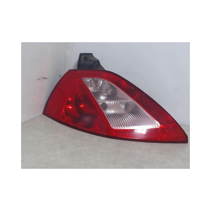 Feu arriere principal gauche (feux) RENAULT MEGANE 2 PHASE 1 d’occasion