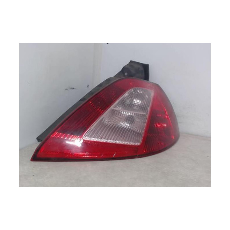 Feu arriere principal droit (feux) RENAULT MEGANE 2 PHASE 1 d’occasion