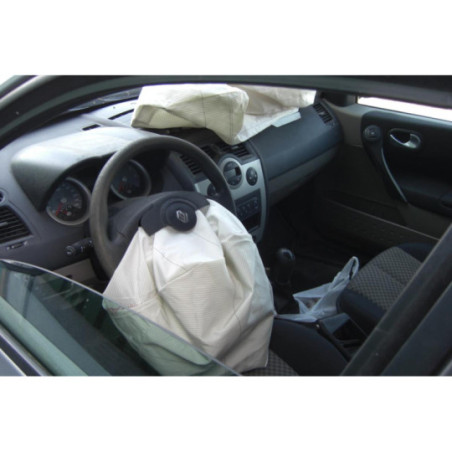 Feu arriere principal droit (feux) RENAULT MEGANE 2 PHASE 1 d’occasion