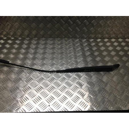 Bras essuie glace avant droit RENAULT CLIO 3 PHASE 1 d’occasion