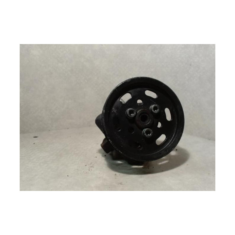 Pompe de direction VOLKSWAGEN POLO 3 PHASE 1 d’occasion
