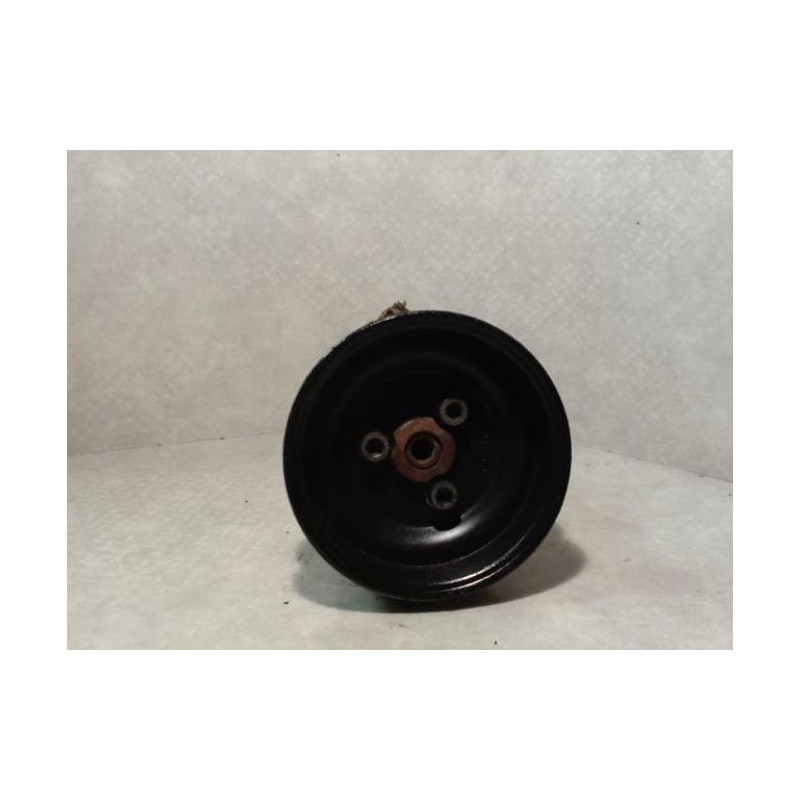 Pompe de direction VOLKSWAGEN POLO 3 PHASE 1 d’occasion