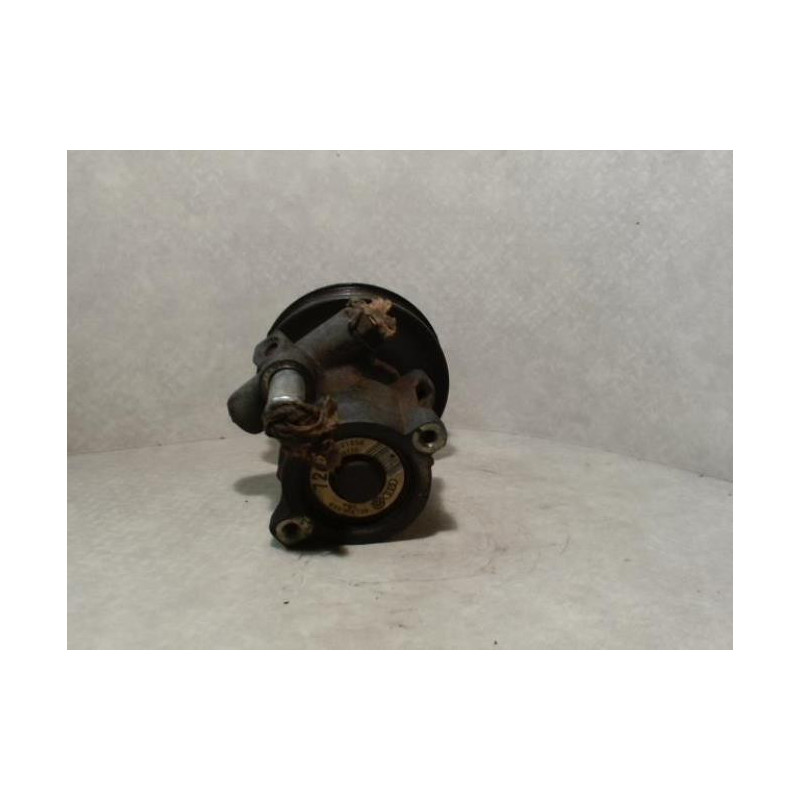 Pompe de direction VOLKSWAGEN POLO 3 PHASE 1 d’occasion