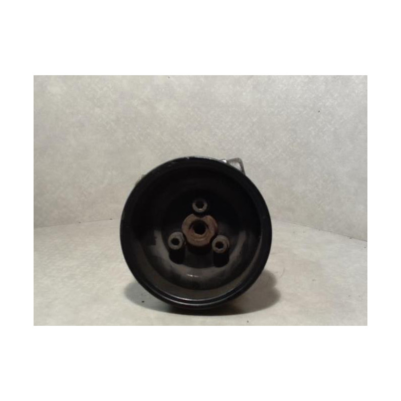 Pompe de direction VOLKSWAGEN POLO 3 PHASE 1 d’occasion
