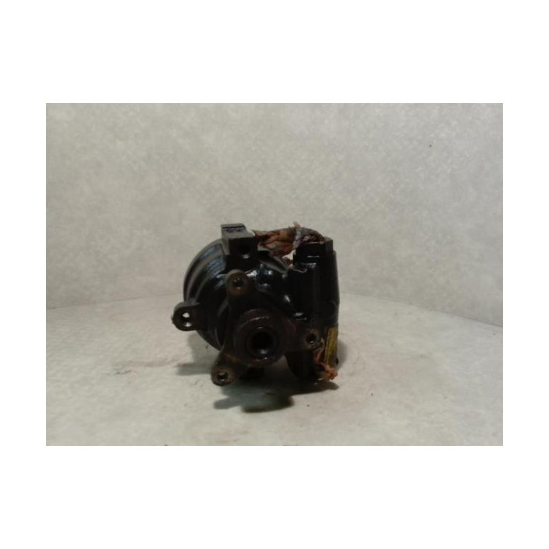 Pompe de direction RENAULT CLIO 2 PHASE 1 d’occasion