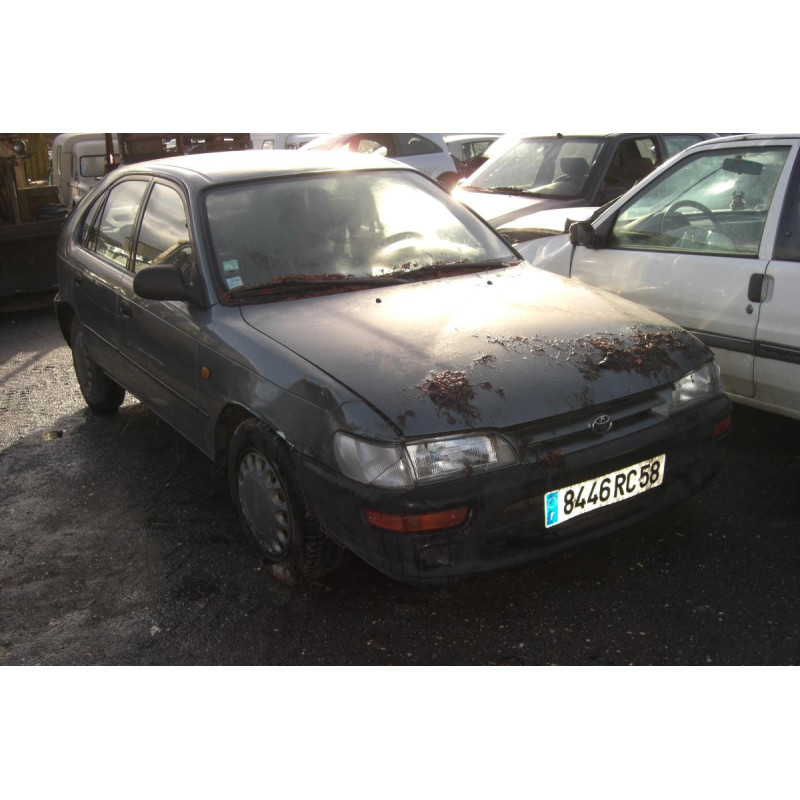 Pompe de direction TOYOTA COROLLA 8 d’occasion