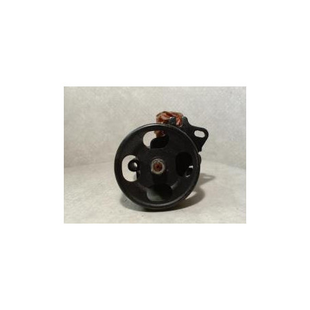 Pompe de direction NISSAN SUNNY 3 d’occasion