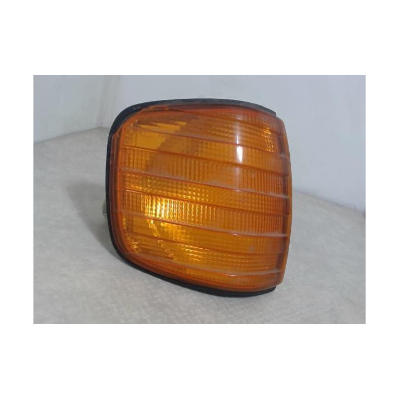 Feu arriere secondaire droit (feux) MERCEDES CLASSE S W126 PHASE 2 d’occasion