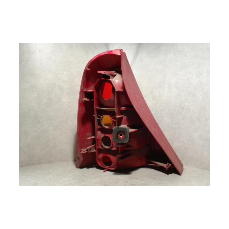 Feu arriere principal droit (feux) RENAULT CLIO 1 PHASE 1 d’occasion