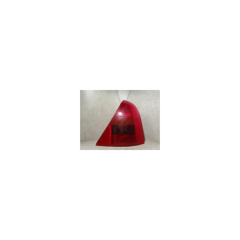 Feu arriere principal droit (feux) RENAULT CLIO 2 PHASE 1 d’occasion