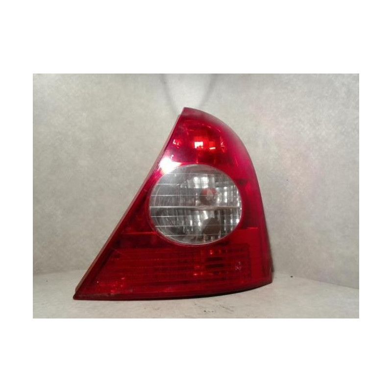 Feu arriere principal droit (feux) RENAULT CLIO 2 PHASE 2 d’occasion