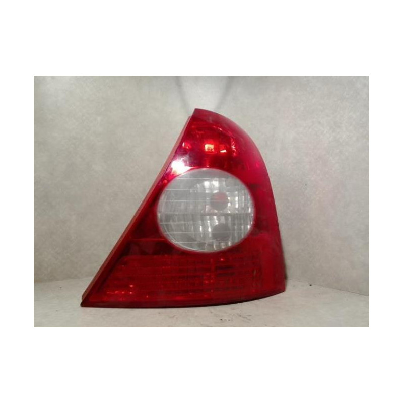 Feu arriere principal droit (feux) RENAULT CLIO 2 PHASE 2 d’occasion