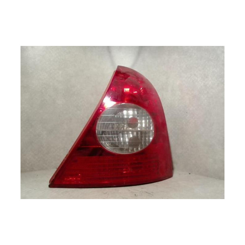 Feu arriere principal droit (feux) RENAULT CLIO 2 PHASE 2 d’occasion