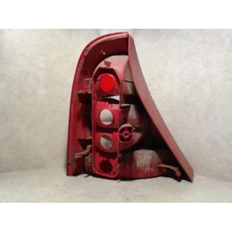 Feu arriere principal droit (feux) RENAULT CLIO 2 PHASE 2 d’occasion