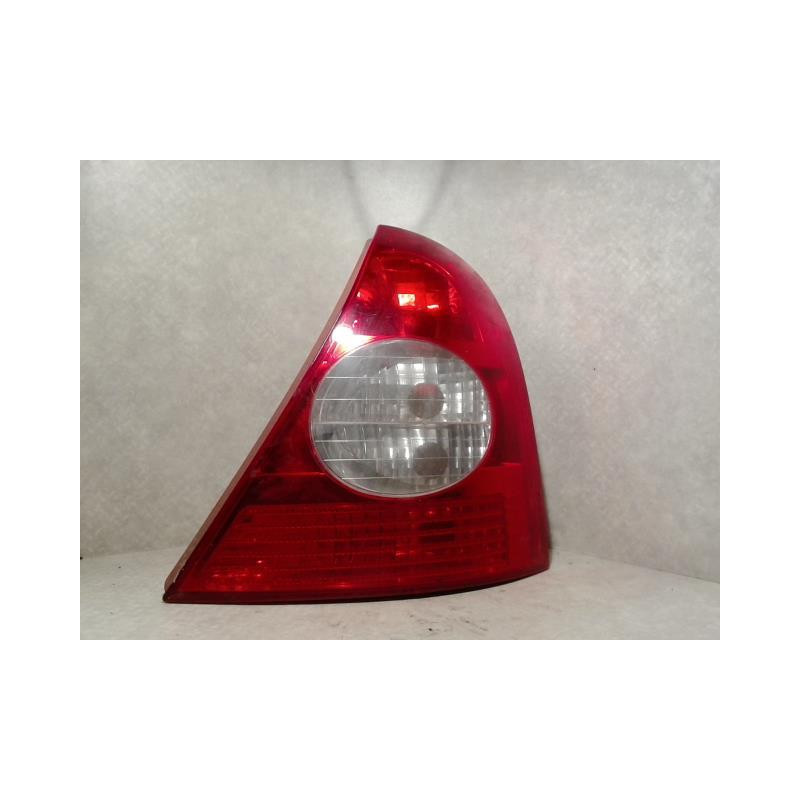 Feu arriere principal droit (feux) RENAULT CLIO 2 PHASE 2 d’occasion