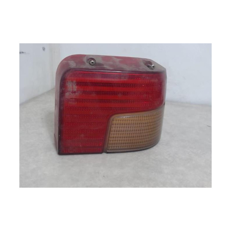 Cabochon arriere droit PEUGEOT 205 PHASE 2 d’occasion