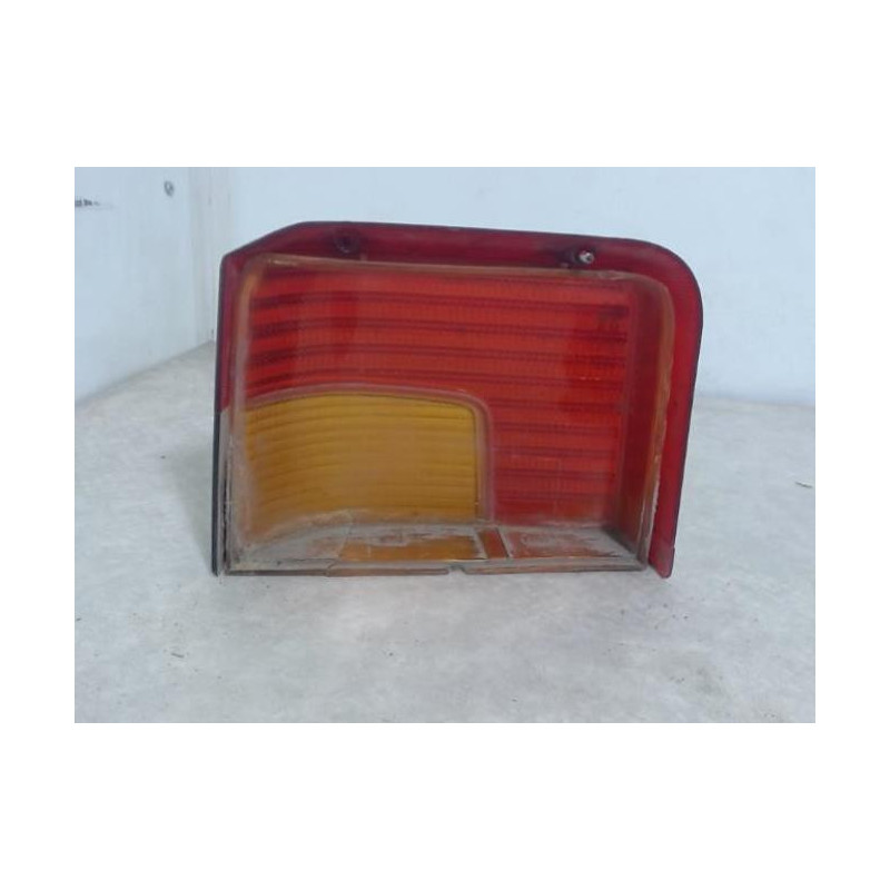 Cabochon arriere droit PEUGEOT 205 PHASE 2 d’occasion