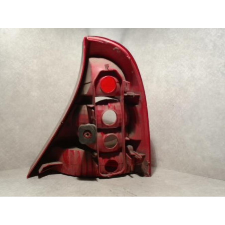 Feu arriere principal gauche (feux) RENAULT CLIO 2 PHASE 2 d’occasion