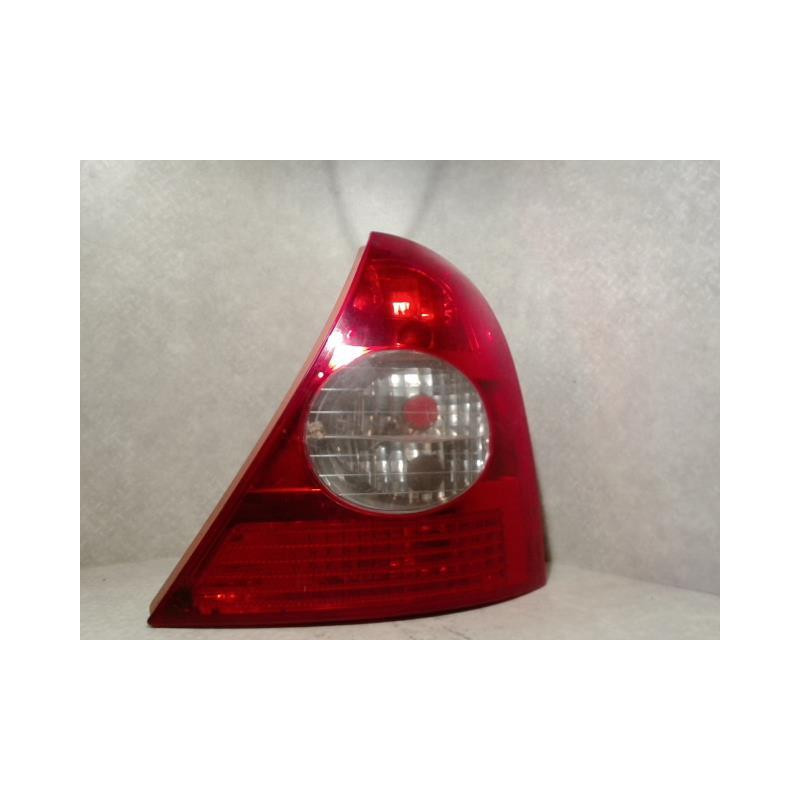 Feu arriere principal droit (feux) RENAULT CLIO 2 PHASE 2 d’occasion