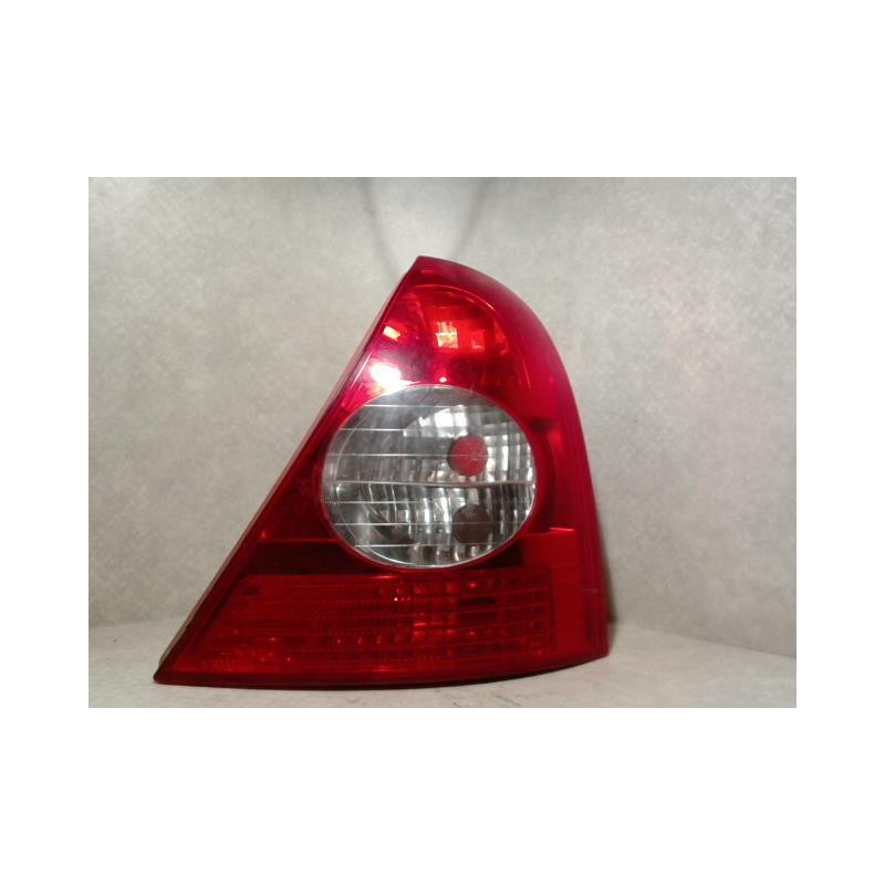 Feu arriere principal droit (feux) RENAULT CLIO 2 PHASE 2 d’occasion