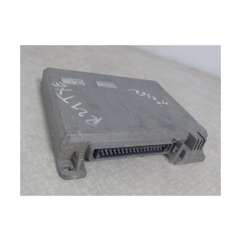 Calculateur RENAULT R21 PHASE 1 d’occasion