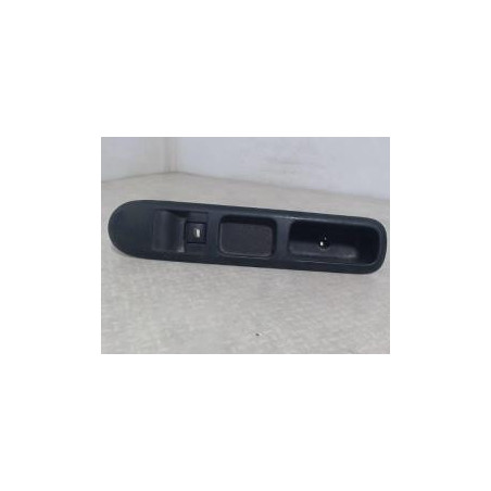 Interrupteur de leve vitre avant droit PEUGEOT 5008 1 PHASE 1 d’occasion
