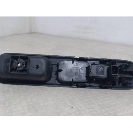 Interrupteur de leve vitre avant droit PEUGEOT 5008 1 PHASE 1 d’occasion