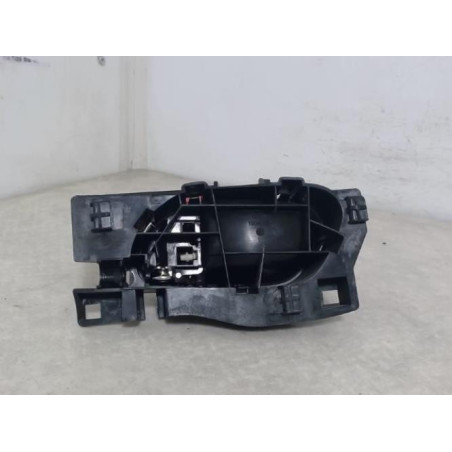 Poignee interieur avant droit PEUGEOT 5008 1 PHASE 1 d’occasion