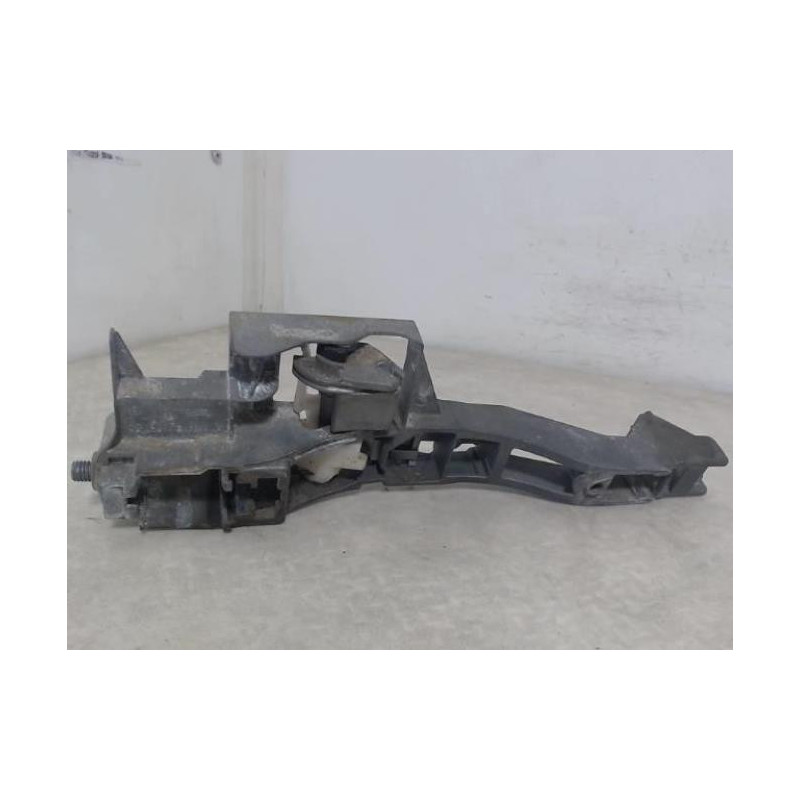 Support poignee porte avant droite PEUGEOT 5008 1 PHASE 1 d’occasion