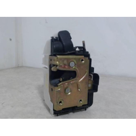 Serrure avant droit VOLKSWAGEN POLO 3 PHASE 1 d’occasion