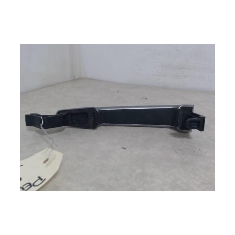 Poignee porte avant gauche PEUGEOT 2008 1 PHASE 1 d’occasion