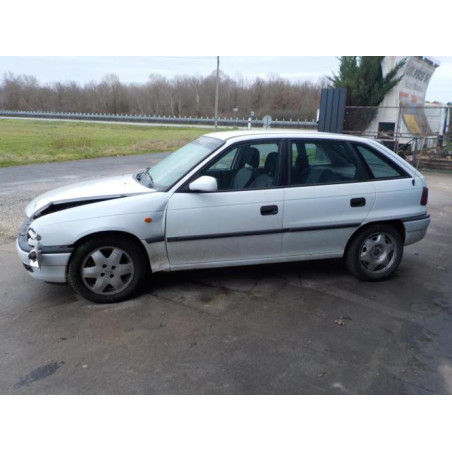Platine feu arriere droit OPEL ASTRA F PHASE 2 d’occasion