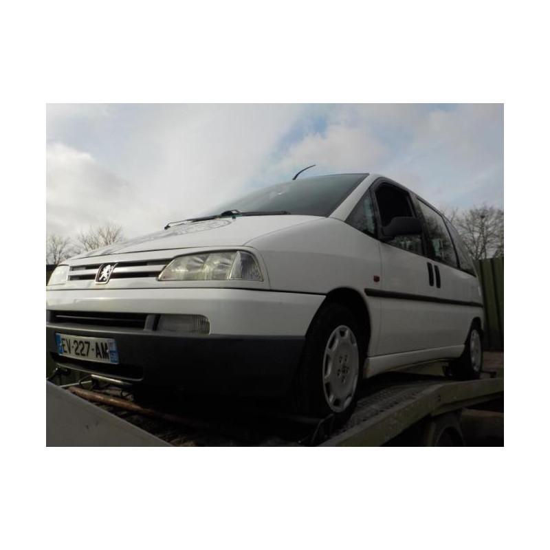 Feu arriere secondaire gauche (feux) PEUGEOT 806 PHASE 1 d’occasion