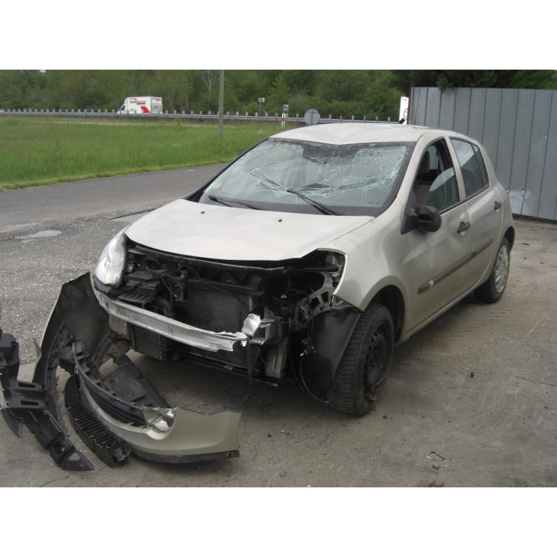 Feu arriere principal droit (feux) RENAULT CLIO 3 PHASE 1 d’occasion