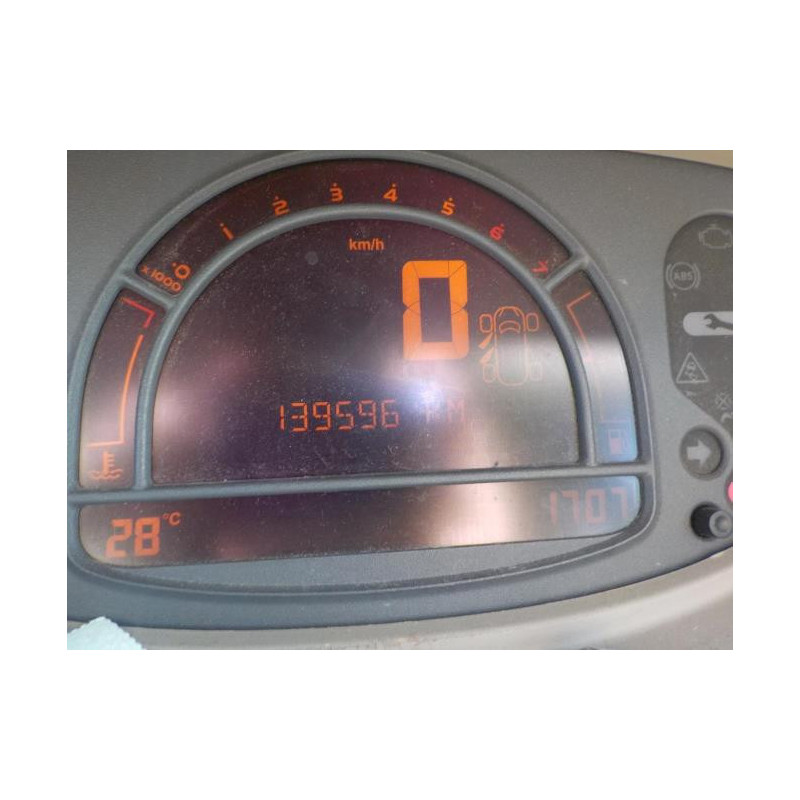 Feu arriere principal droit (feux) RENAULT MODUS PHASE 2 d’occasion
