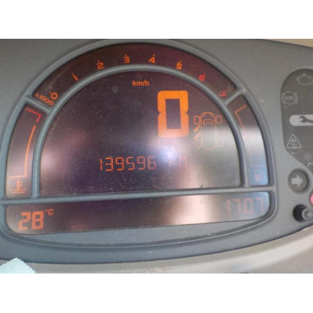 Feu arriere principal droit (feux) RENAULT MODUS PHASE 2 d’occasion