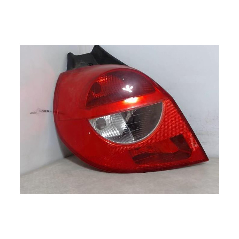 Feu arriere principal gauche (feux) RENAULT CLIO 3 PHASE 1 d’occasion
