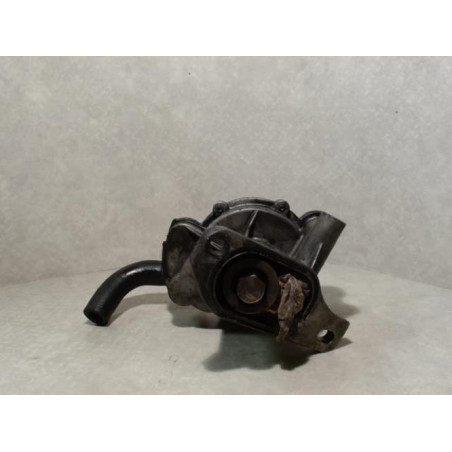 Pompe à vide VOLKSWAGEN 2.4 D 80 10V d’occasion