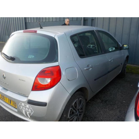 Mecanisme de leve vitre electrique avant droit RENAULT CLIO 3 PHASE 1 d’occasion